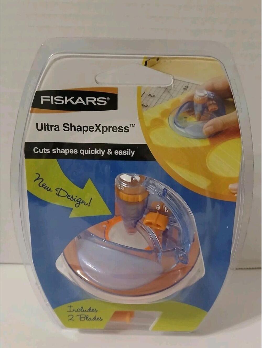 Sealed Fiskars Ultra ShapeXpress Shape Cutter Ergonomic Handheld Cutter w/Blades